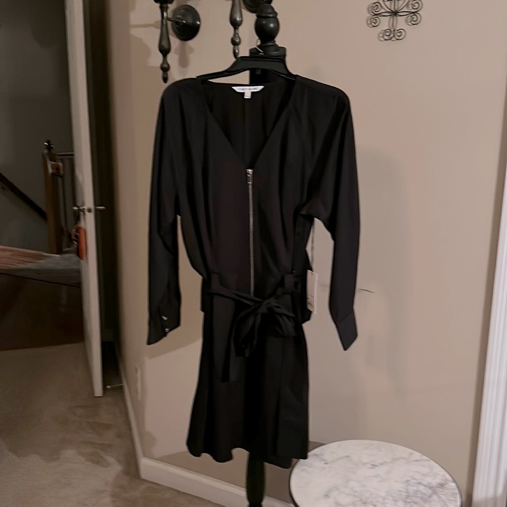 Elizabeth and James extra large black zip up dress
